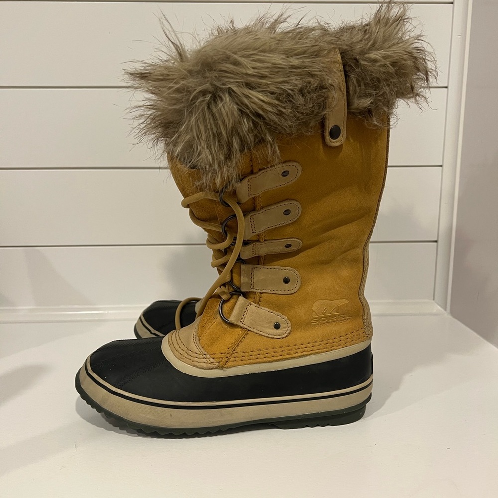 Sorel Joan of artic boot